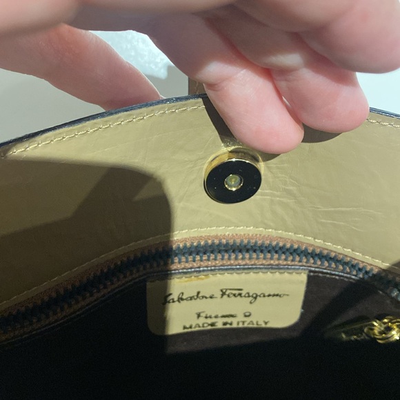 Vintage Ferragamo Tan Leather Designer Purse Handbag Bag Shoulder Strap classic - Picture 8 of 9